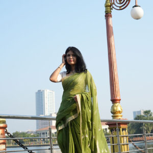 Handwoven Olive & Cream Cotton Saree